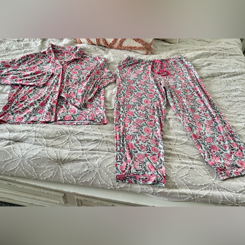 Flora Nikrooz Floral Pajama Set Pink Green Large